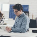 Все рабочие специальности СПб. 
                            47% россиян работают не по специальности