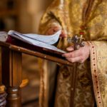 Все рабочие специальности СПб. 
                            Сколько зарабатывают священники в России